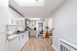 Photo 19- click for photo gallery